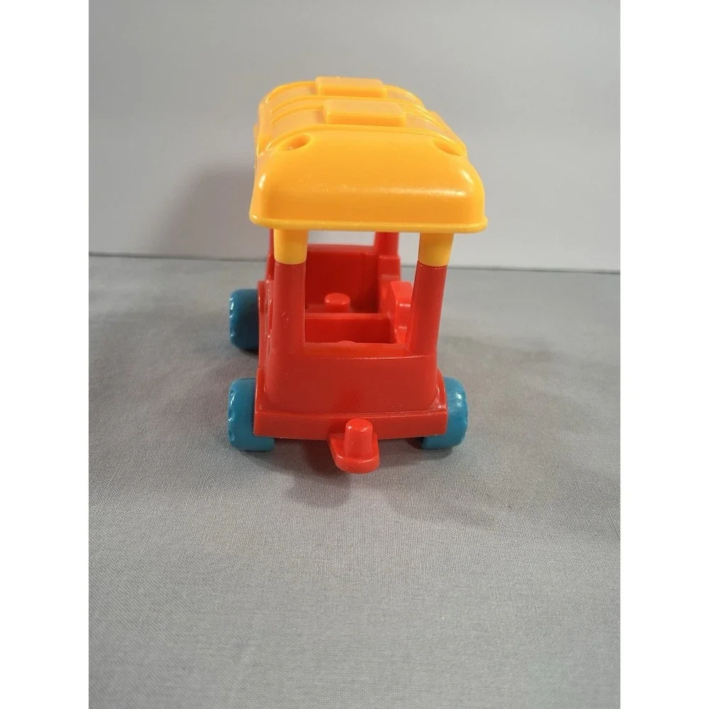 Vintage Plastic Disney Railway Toy Car Mickey Mouse‎ 4.65